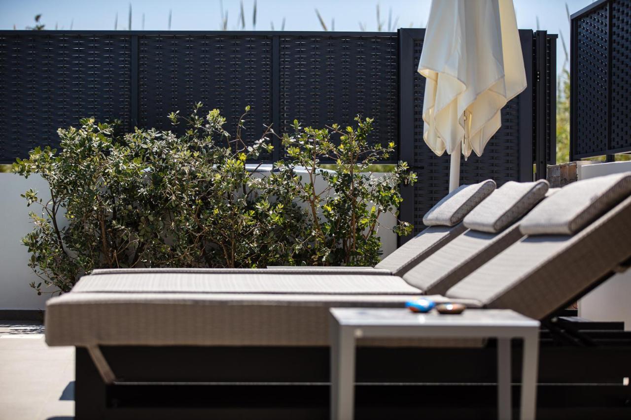 Villagioi Luxury Living Chrissi Akti Chania Exterior foto