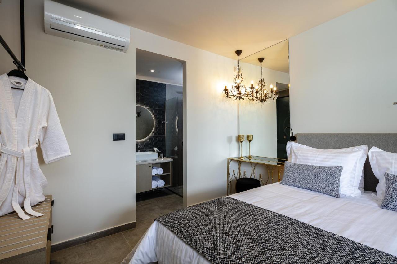 Villagioi Luxury Living Chrissi Akti Chania Exterior foto